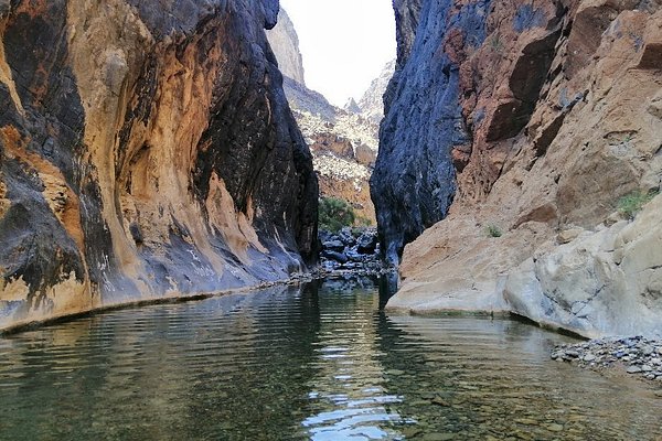 Day 6: Wadi Bani Awf and Nakhal Hot Spring